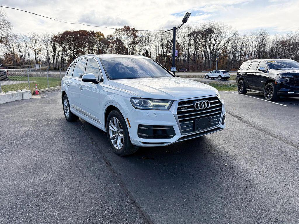 used 2019 Audi Q7 car, priced at $22,900