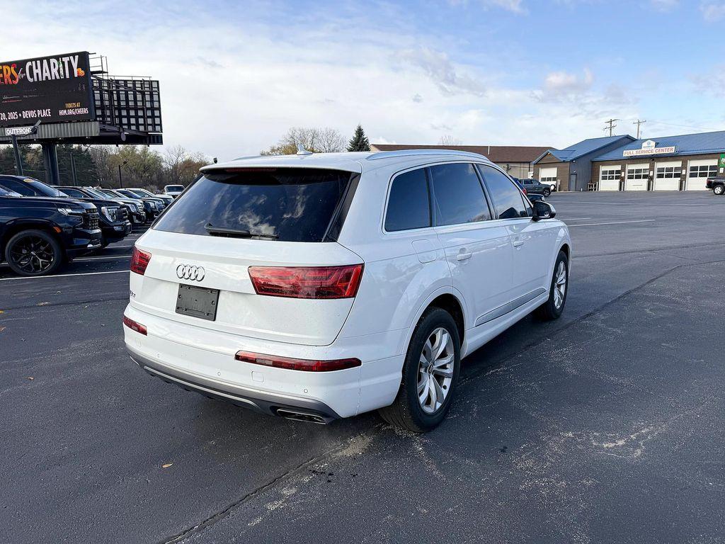 used 2019 Audi Q7 car, priced at $22,900