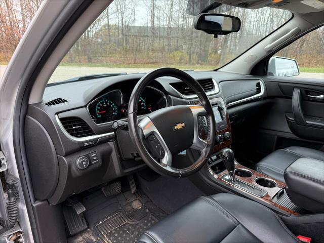 used 2014 Chevrolet Traverse car, priced at $9,000