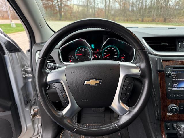 used 2014 Chevrolet Traverse car, priced at $9,000