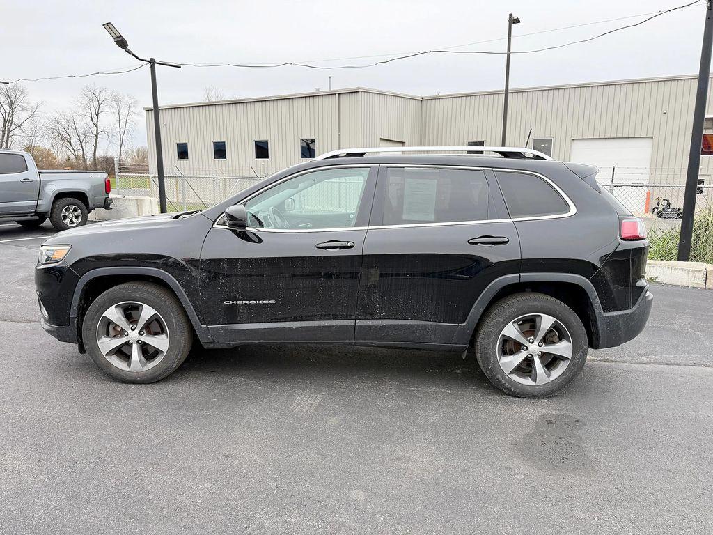 used 2019 Jeep Cherokee car, priced at $15,500
