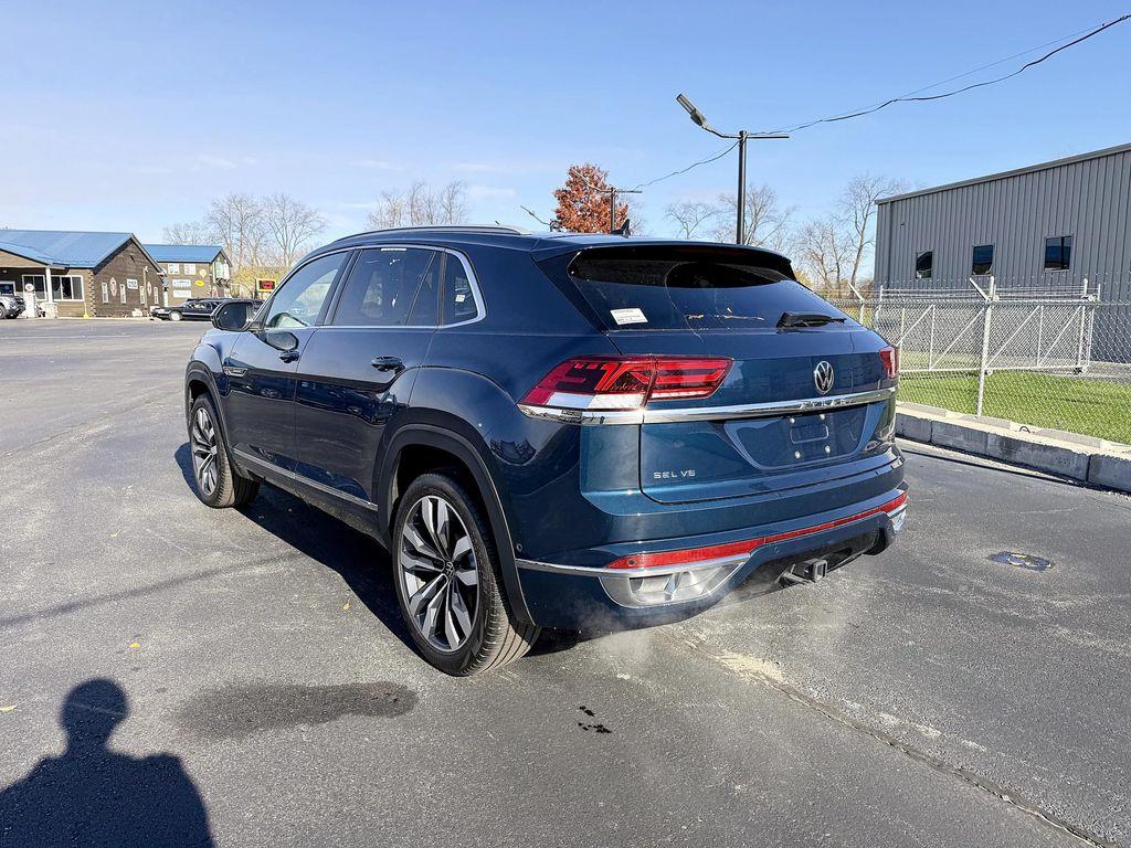 used 2021 Volkswagen Atlas Cross Sport car, priced at $26,900