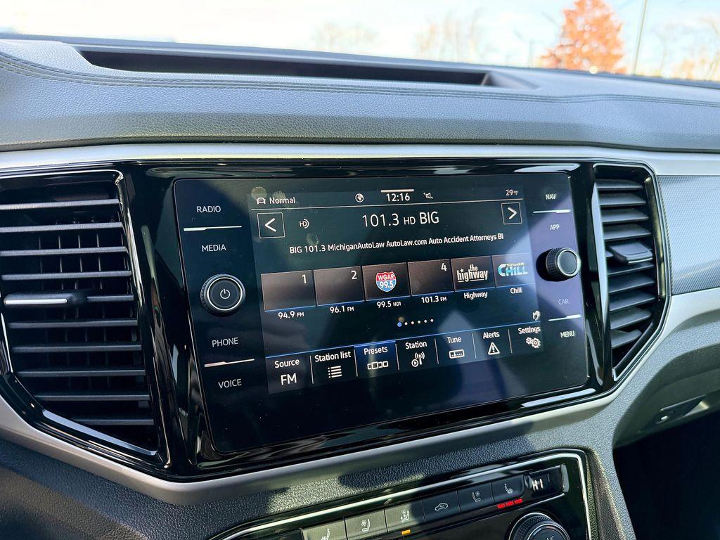 used 2021 Volkswagen Atlas Cross Sport car, priced at $26,900