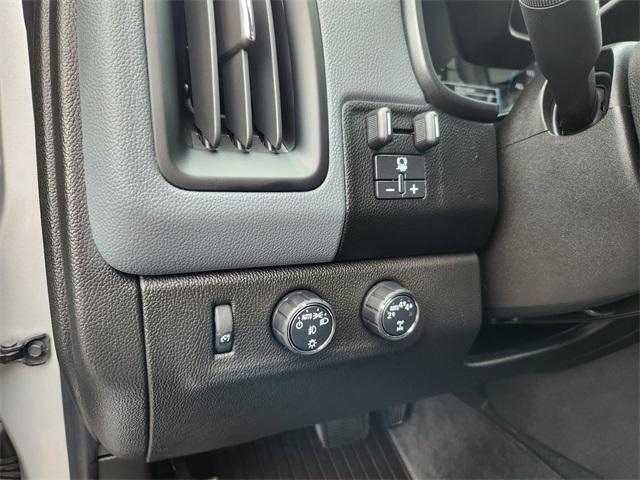 used 2022 Chevrolet Silverado 1500 car, priced at $42,580