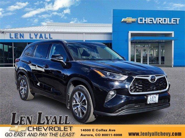 used 2022 Toyota Highlander car, priced at $41,580