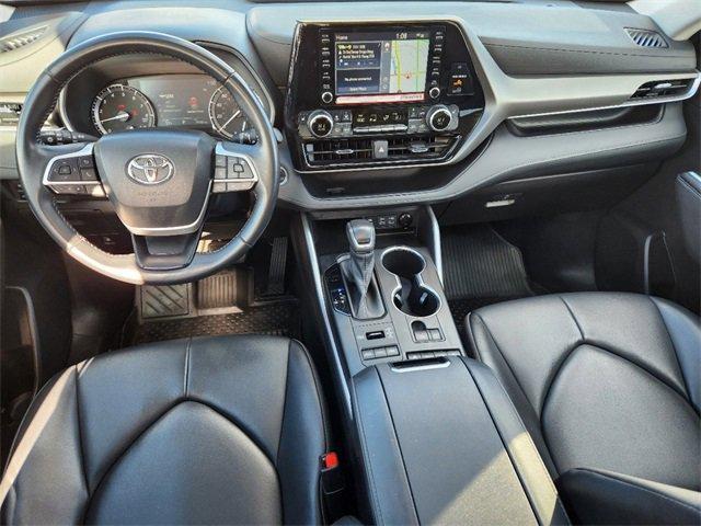 used 2022 Toyota Highlander car, priced at $41,580