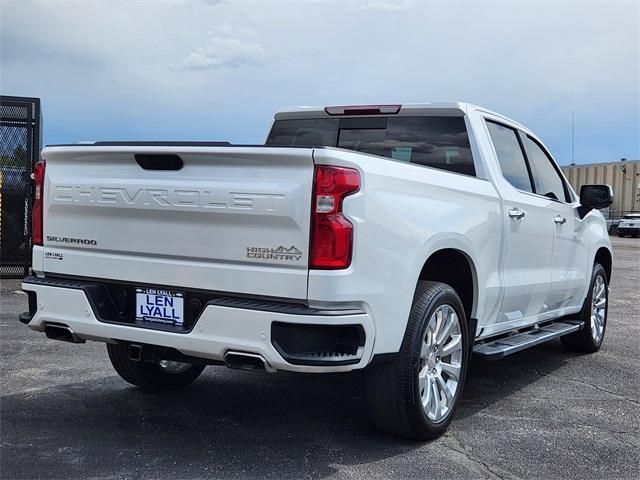 used 2022 Chevrolet Silverado 1500 Limited car, priced at $49,080