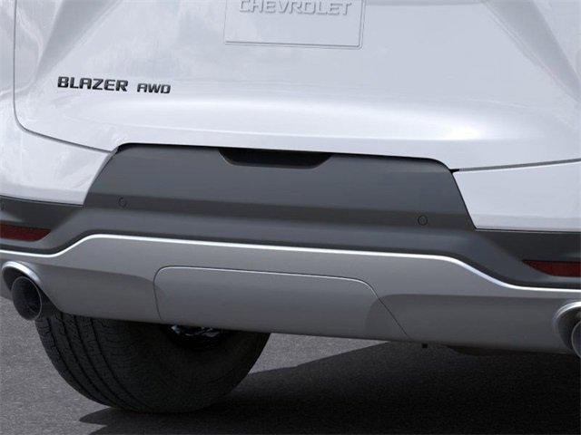 new 2025 Chevrolet Blazer car