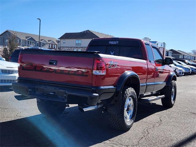 used 2002 Chevrolet S-10 car, priced at $11,380