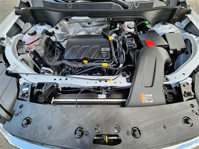 used 2025 Chevrolet Trax car, priced at $24,880