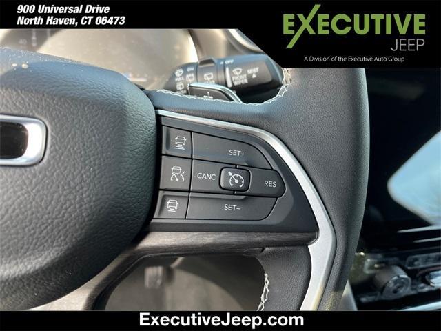 new 2025 Jeep Grand Cherokee car, priced at $45,457