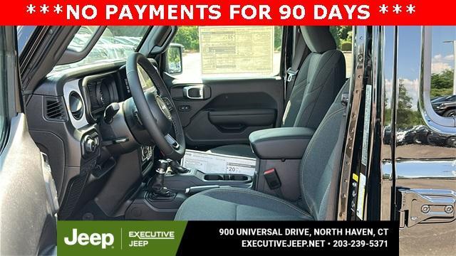 new 2025 Jeep Wrangler car, priced at $45,278