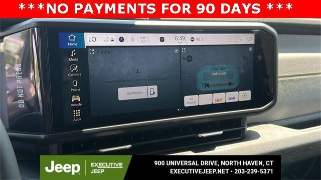 new 2025 Jeep Wrangler car, priced at $45,278