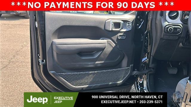 new 2025 Jeep Wrangler car, priced at $45,278