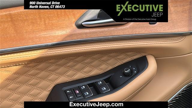 new 2025 Jeep Grand Cherokee car, priced at $65,301