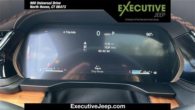new 2025 Jeep Grand Cherokee car, priced at $65,301