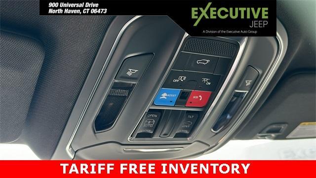 new 2025 Jeep Grand Cherokee car, priced at $38,928