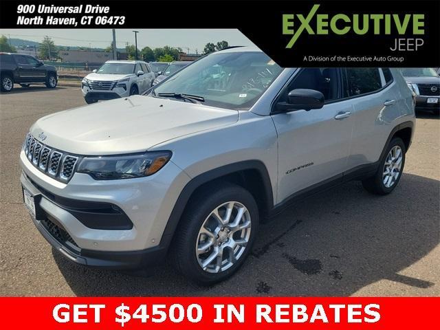 new 2024 Jeep Compass car, priced at $30,999