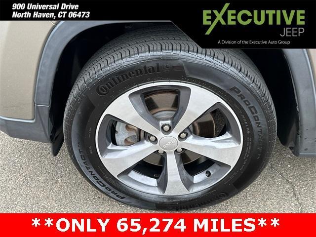 used 2019 Jeep Cherokee car, priced at $18,246