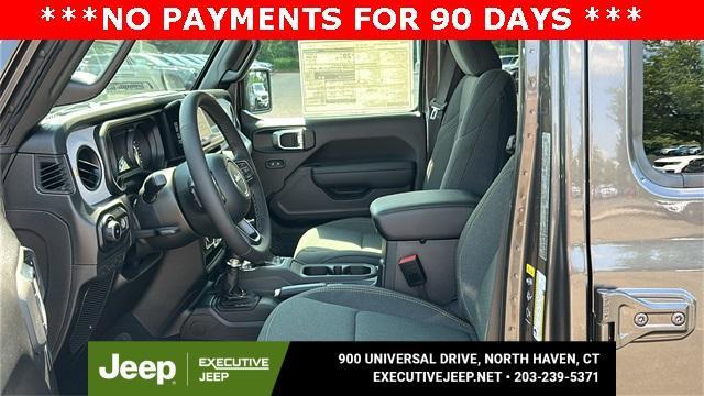 new 2025 Jeep Wrangler car, priced at $45,286