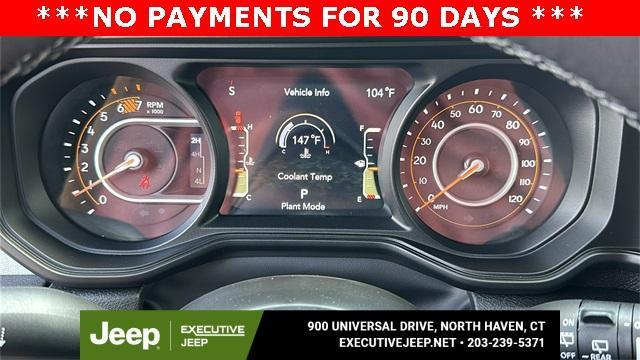 new 2025 Jeep Wrangler car, priced at $45,286