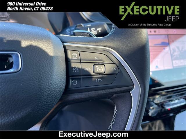 new 2025 Jeep Grand Cherokee car, priced at $47,414