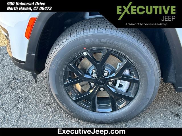 new 2025 Jeep Grand Cherokee L car, priced at $45,435