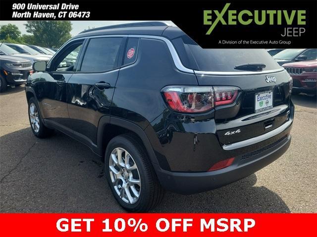 new 2024 Jeep Compass car, priced at $30,999