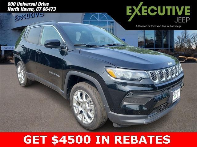 new 2024 Jeep Compass car, priced at $30,999