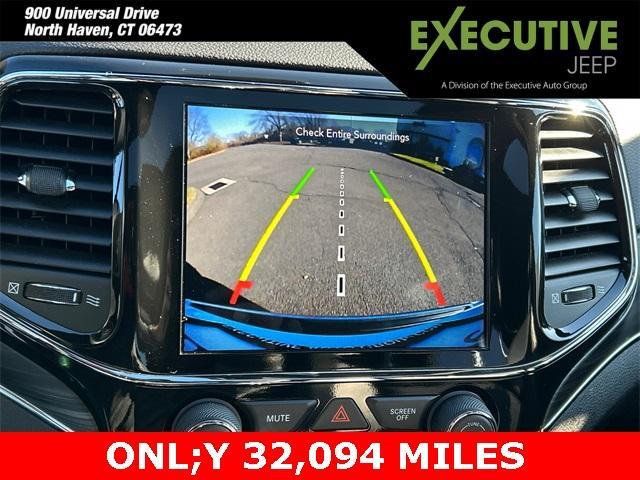 used 2021 Jeep Grand Cherokee car, priced at $28,580