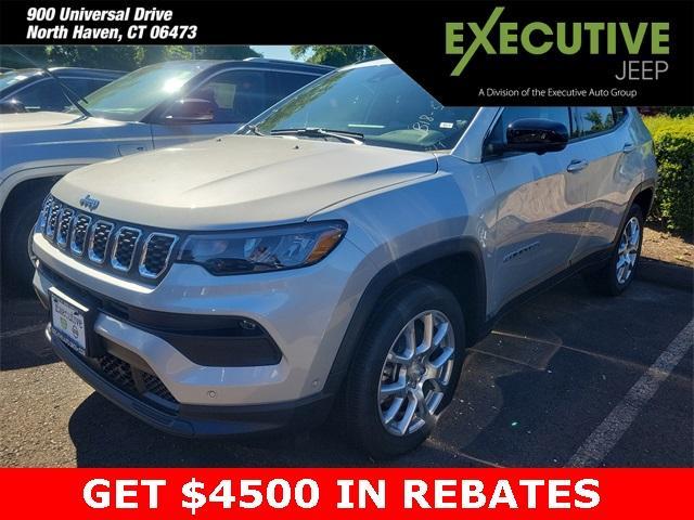 new 2024 Jeep Compass car, priced at $30,999