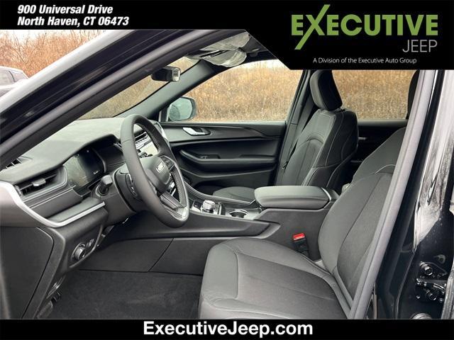 new 2025 Jeep Grand Cherokee car, priced at $38,117