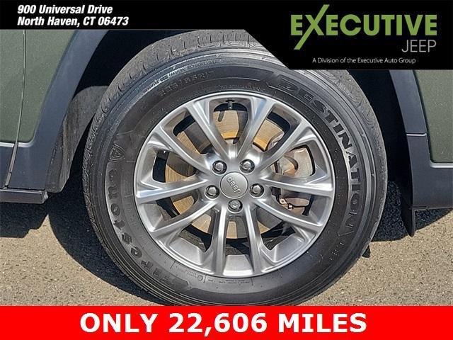 used 2020 Jeep Cherokee car, priced at $22,290