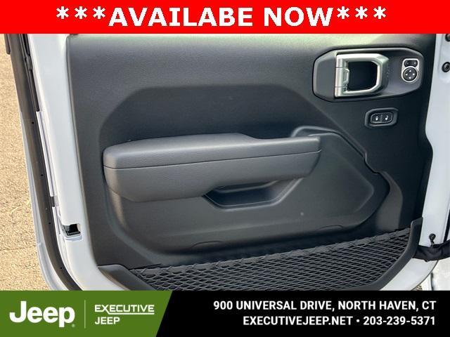 new 2025 Jeep Wrangler car, priced at $40,875