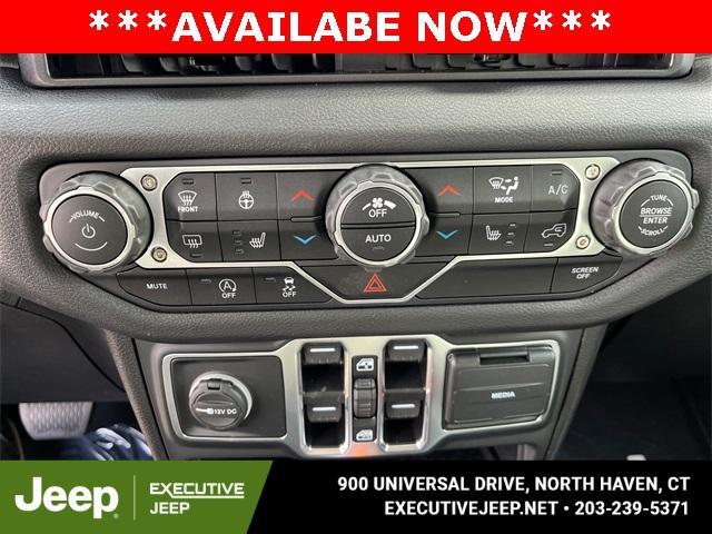 new 2025 Jeep Wrangler car, priced at $40,875