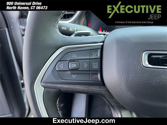new 2025 Jeep Grand Cherokee car, priced at $45,106