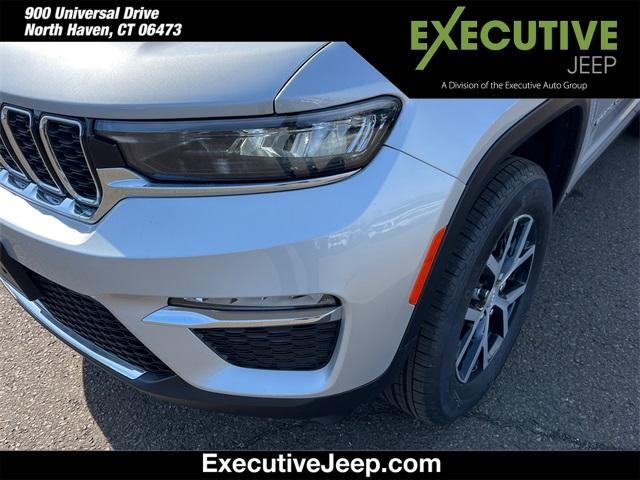 new 2025 Jeep Grand Cherokee car, priced at $45,106