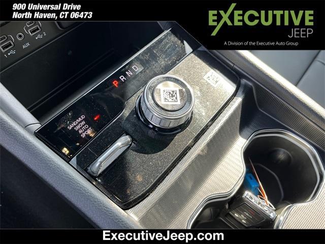 new 2025 Jeep Grand Cherokee car, priced at $45,106