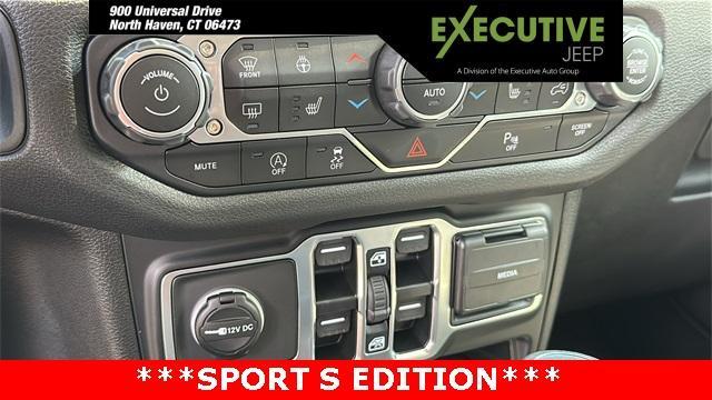 new 2025 Jeep Wrangler car, priced at $53,130