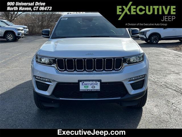 new 2025 Jeep Grand Cherokee car, priced at $47,951