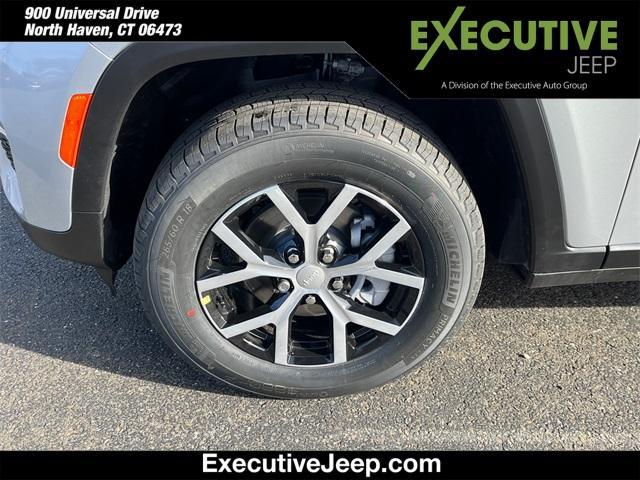 new 2025 Jeep Grand Cherokee car, priced at $47,951