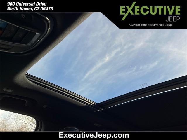 new 2025 Jeep Grand Cherokee car, priced at $47,951