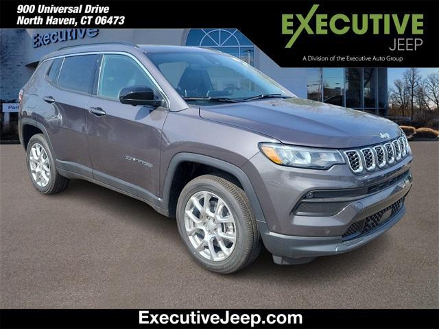 new 2024 Jeep Compass car, priced at $37,399