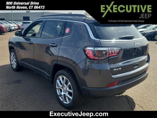 new 2024 Jeep Compass car, priced at $37,399