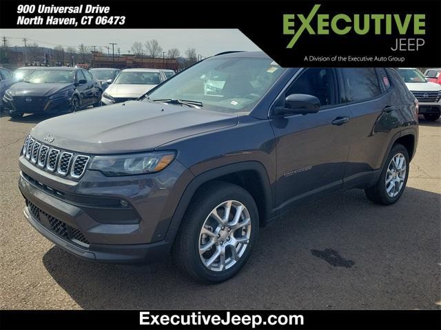 new 2024 Jeep Compass car, priced at $37,399