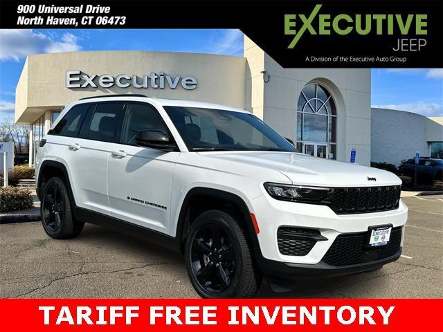 new 2025 Jeep Grand Cherokee car, priced at $43,404