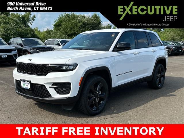 new 2025 Jeep Grand Cherokee car, priced at $43,404