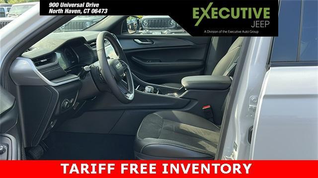 new 2025 Jeep Grand Cherokee car, priced at $43,404