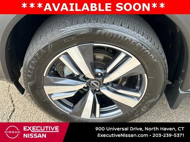 used 2022 Nissan Rogue car, priced at $27,298
