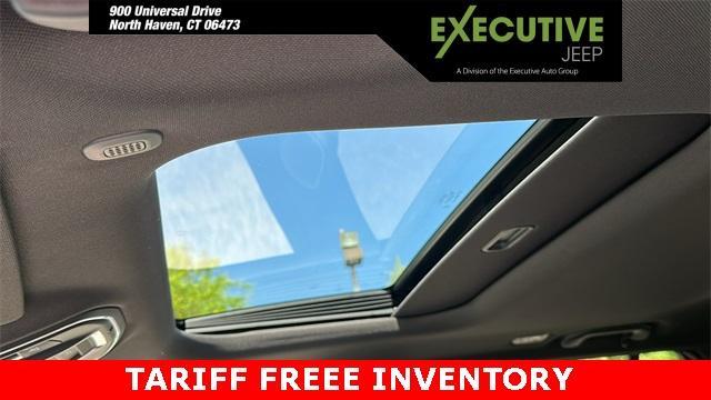 new 2025 Jeep Grand Cherokee car, priced at $45,253